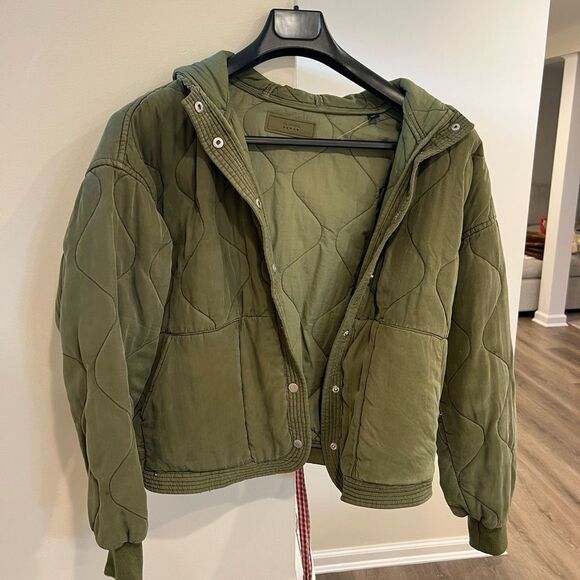 BLANKNYC Green Quilted Hooded Women's Jacket - Picture 7 of 8